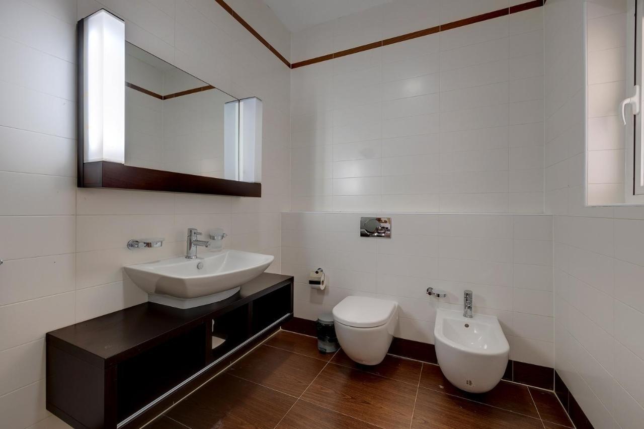 Seafront Lux Apart Inc Pool, Upmarket Area Sliema Exterior foto